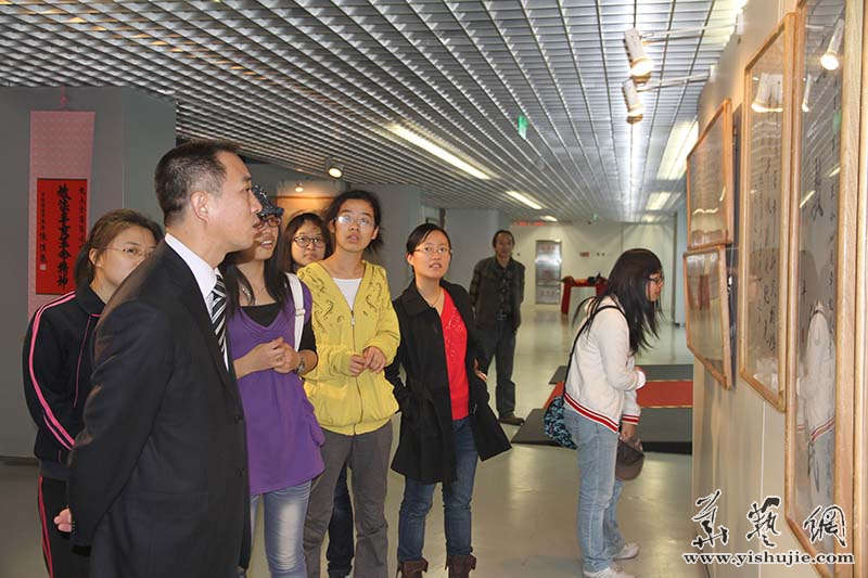 纪念辛亥革命100周年名人名家书画展在中华世纪坛举办 纪念辛亥革命100周年名人名家书画展在中华世纪坛举办